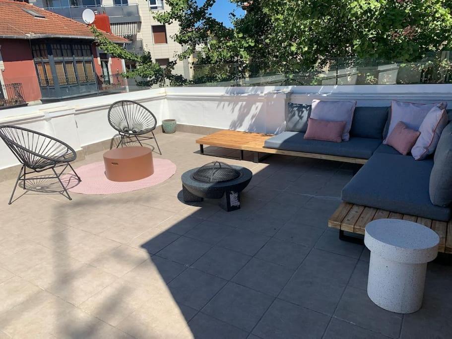 Atico Con Preciosa Terraza En Algorta Appartement Getxo Buitenkant foto